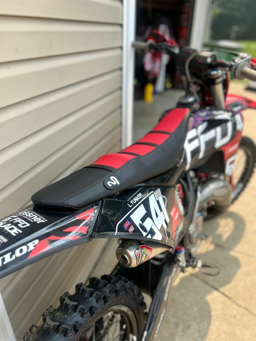 CUSTOM COVER TO MATCH GRAPHICS